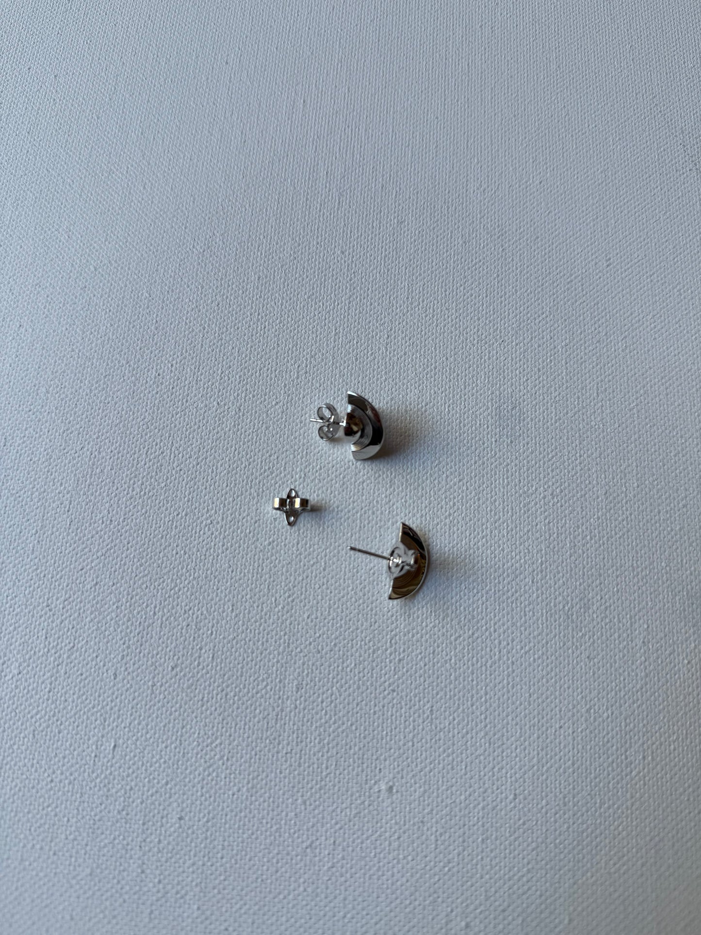 VW Half Saturn Silver Earrings 2025 Pair Pre-owned